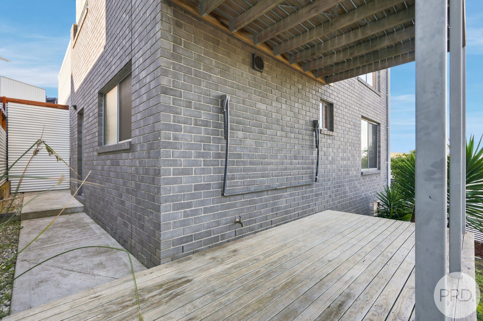 1/21 Bellemont Court GEILSTON BAY 25