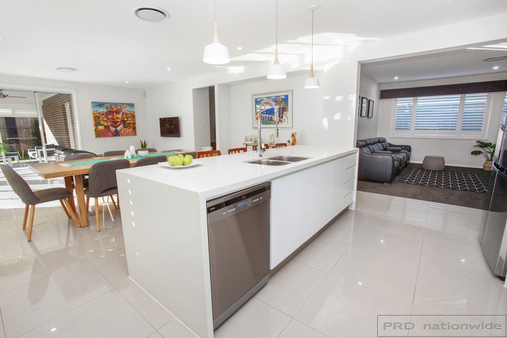 121 Billabong Parade CHISHOLM 8