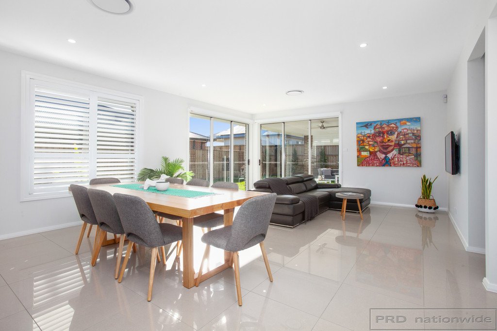 121 Billabong Parade CHISHOLM 10