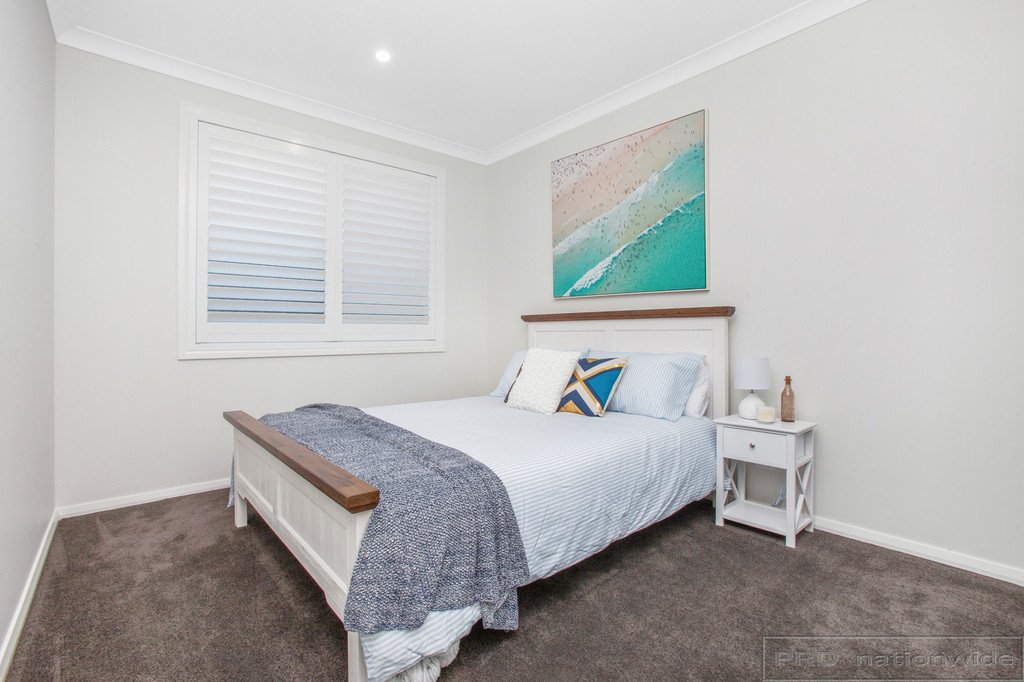 121 Billabong Parade CHISHOLM 24