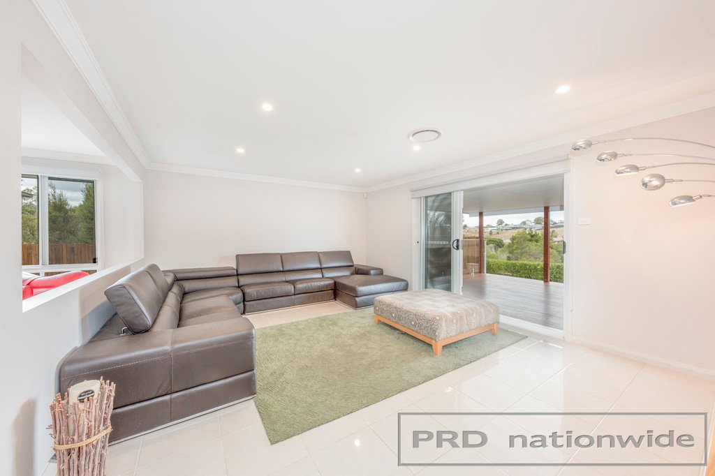 121 Bolwarra Park Drive BOLWARRA HEIGHTS 4