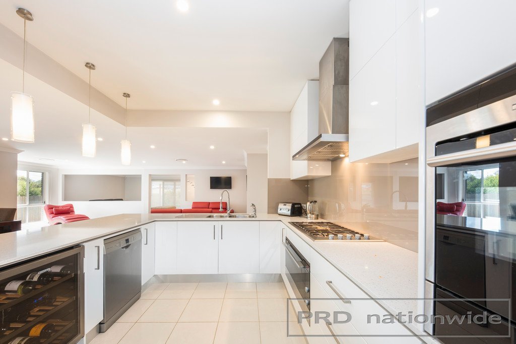 121 Bolwarra Park Drive BOLWARRA HEIGHTS 6
