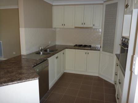 1/21 Budawang Place TATTON 3