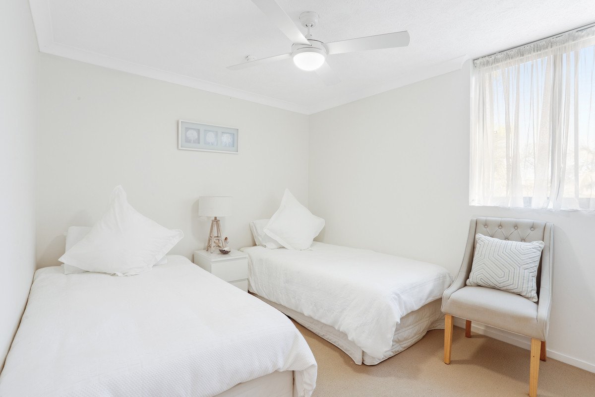 12/1 Burleigh Street BURLEIGH HEADS 4