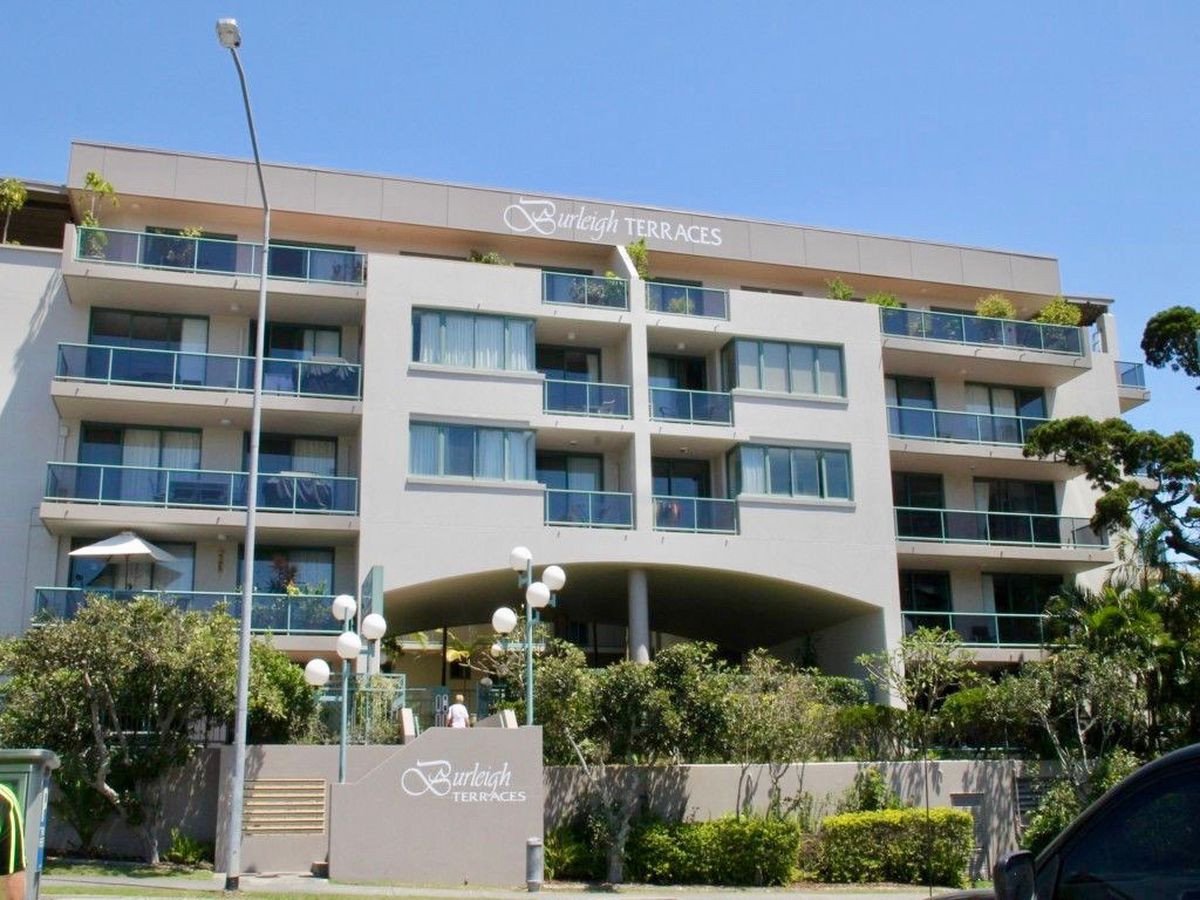 12/1 Burleigh Street BURLEIGH HEADS 5