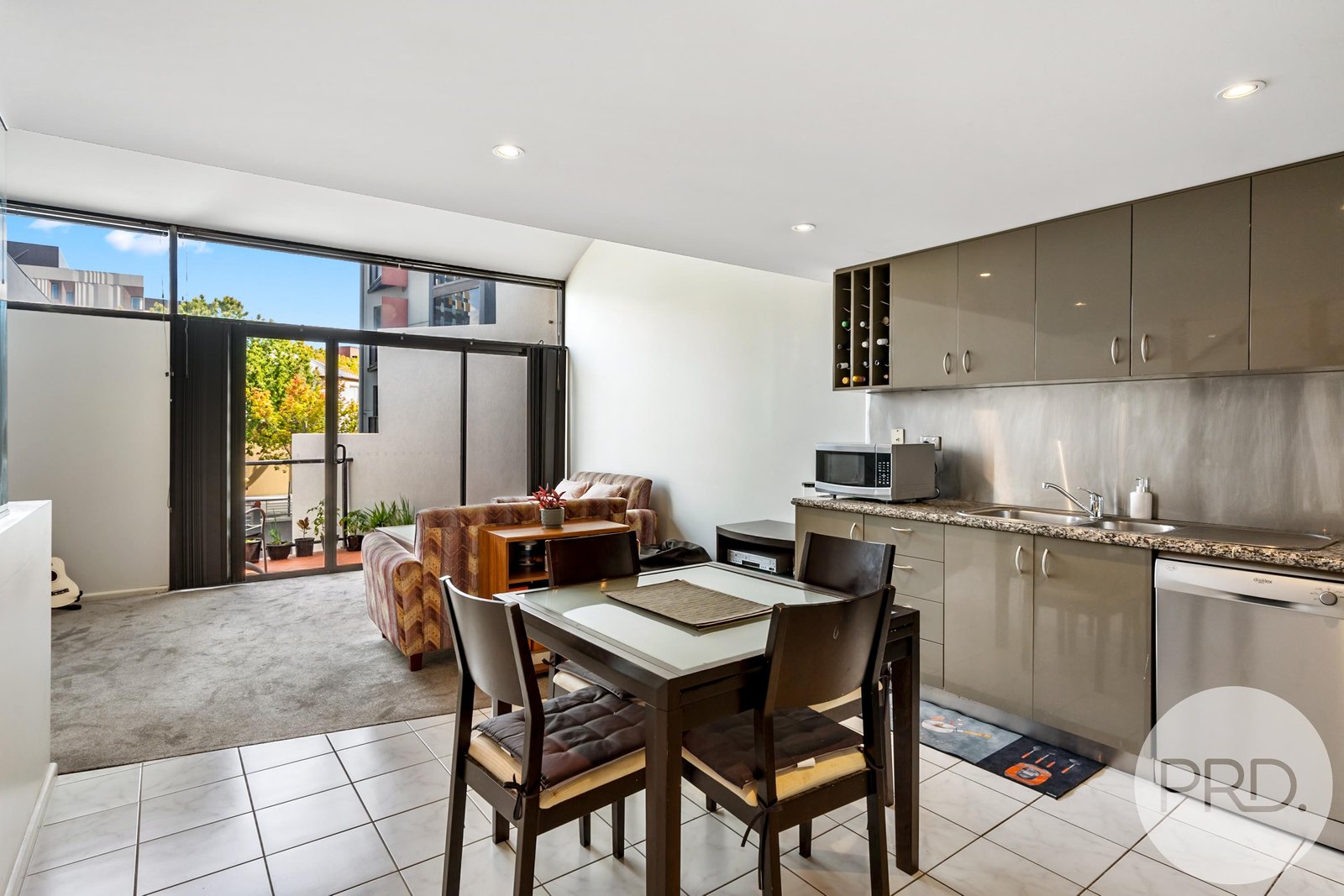 12/1 Creswells Row HOBART 9