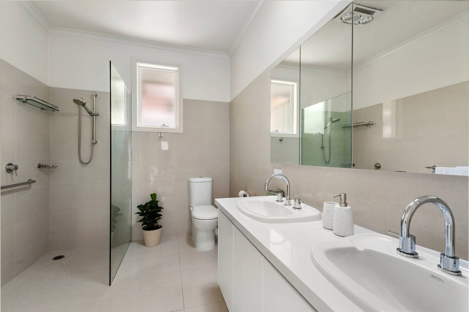 Real Estate and Property in 1/21 Glencairn Avenue, Camberwell, VIC