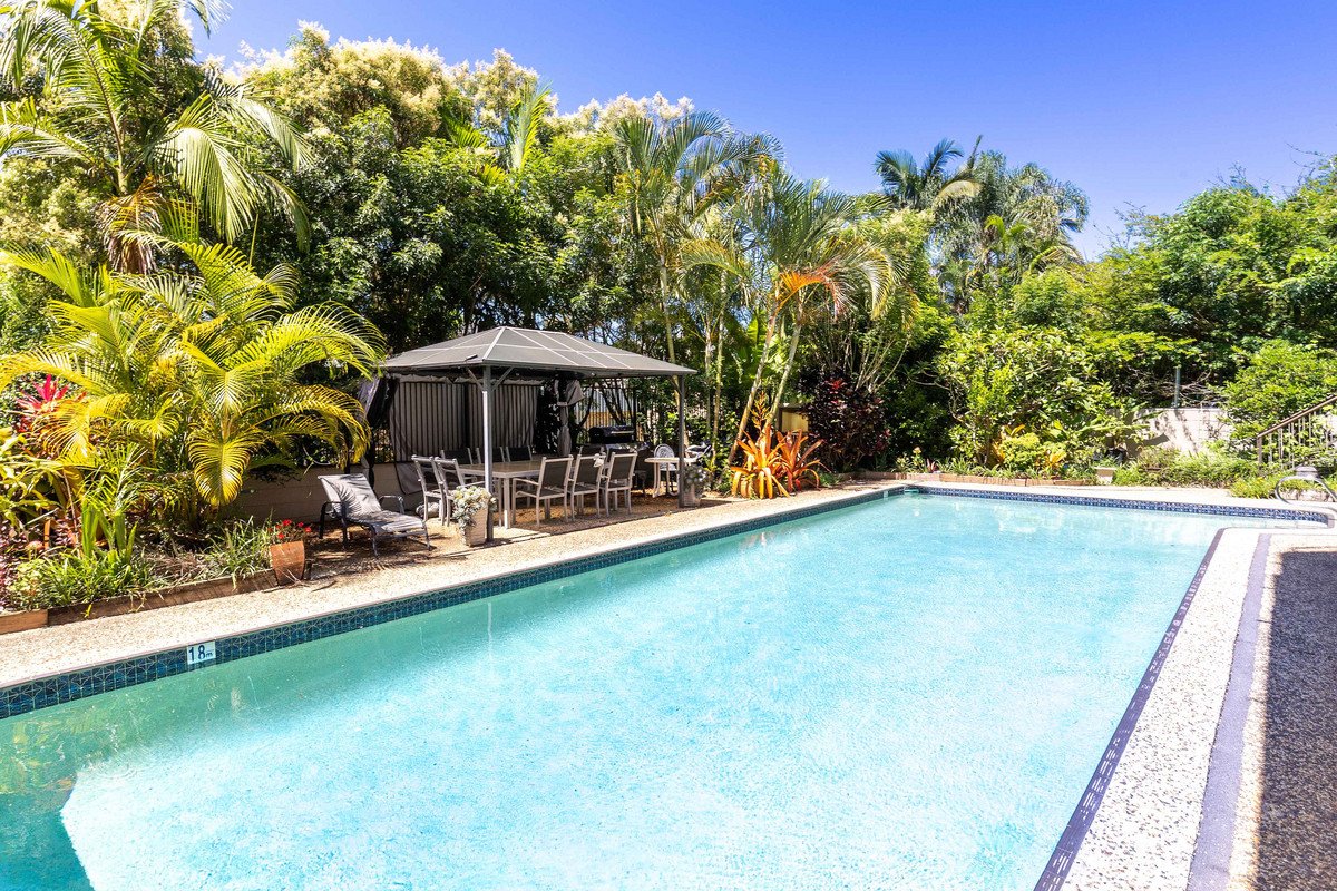 1/21 Hill Avenue Burleigh Heads 4