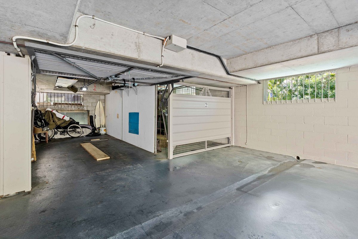 1/21 Hill Avenue Burleigh Heads 11
