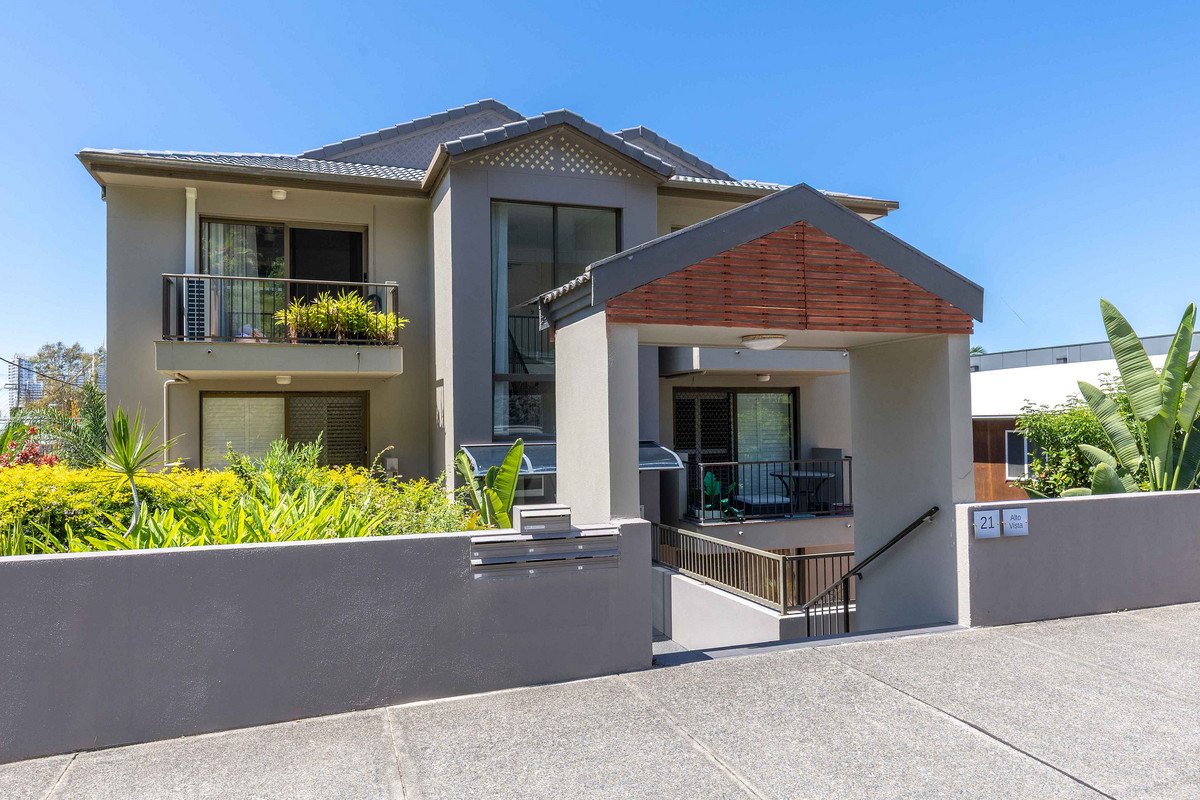1/21 Hill Avenue Burleigh Heads 14