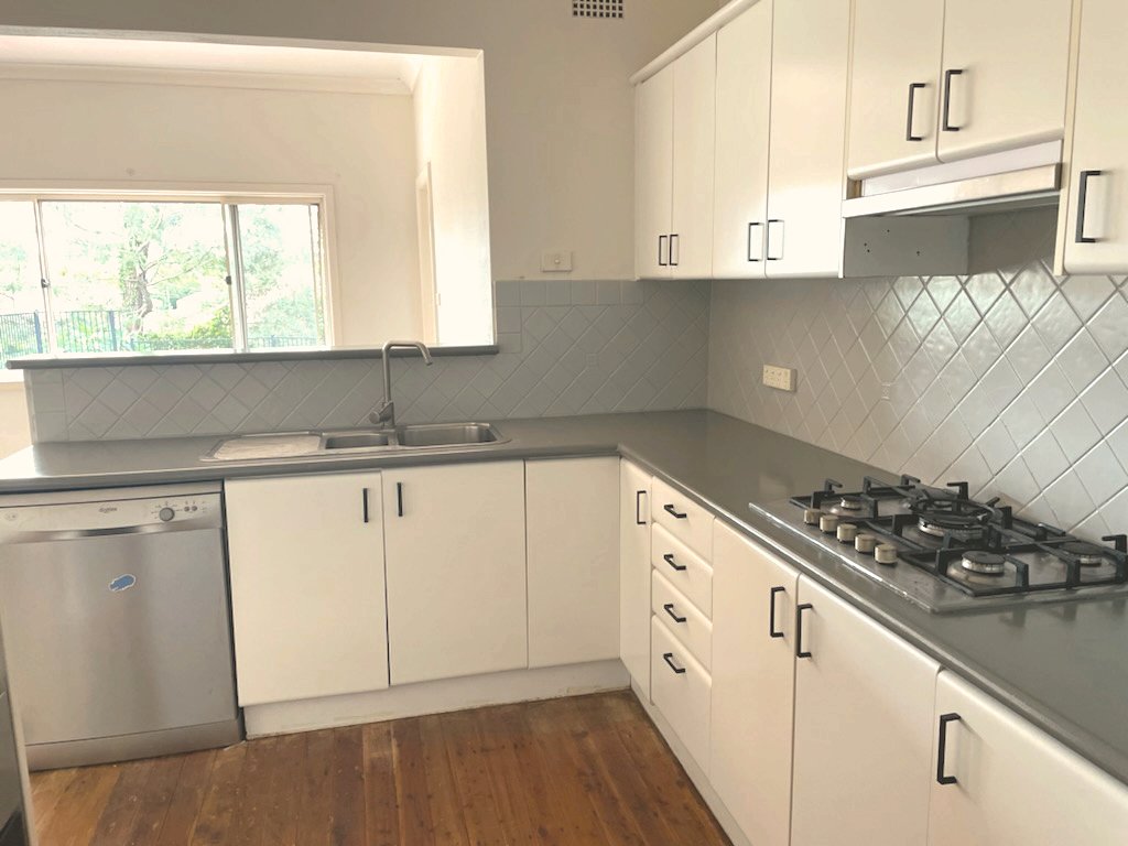 121 Hurstville Road OATLEY 4