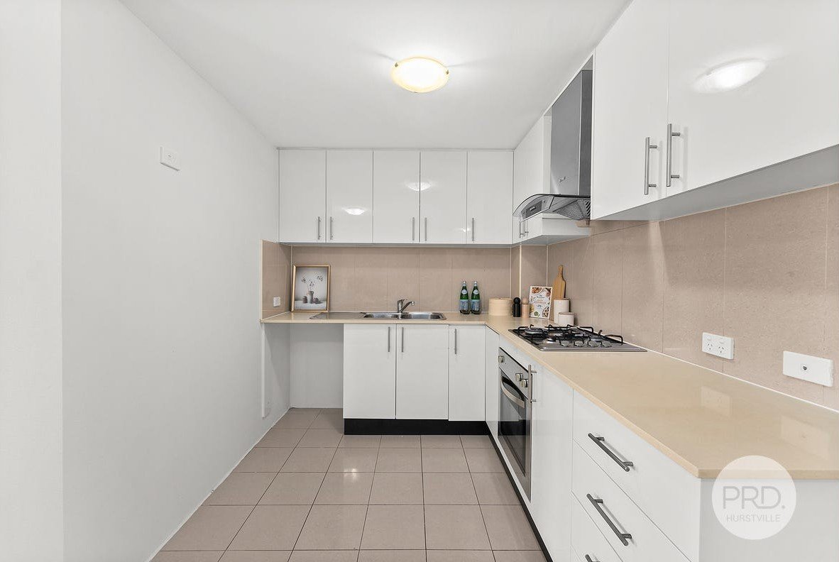 12/1 Kensington Street KOGARAH 6