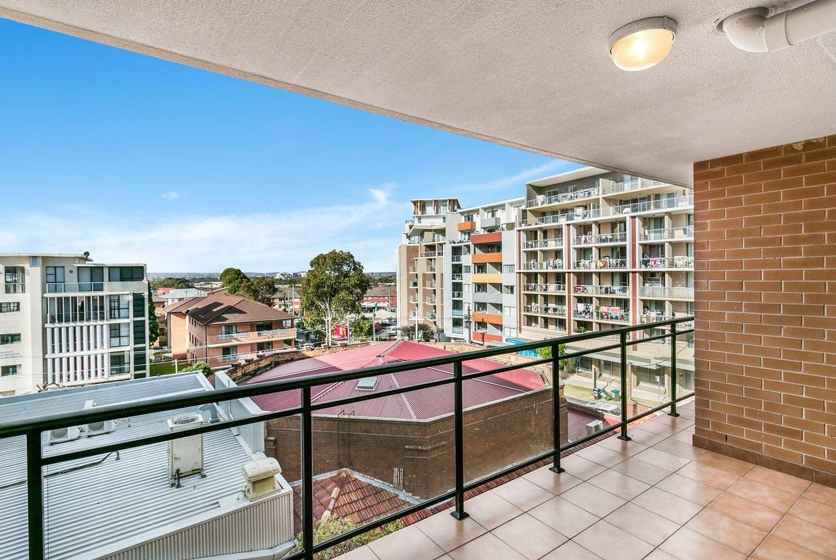 12/1 Kensington Street KOGARAH 7