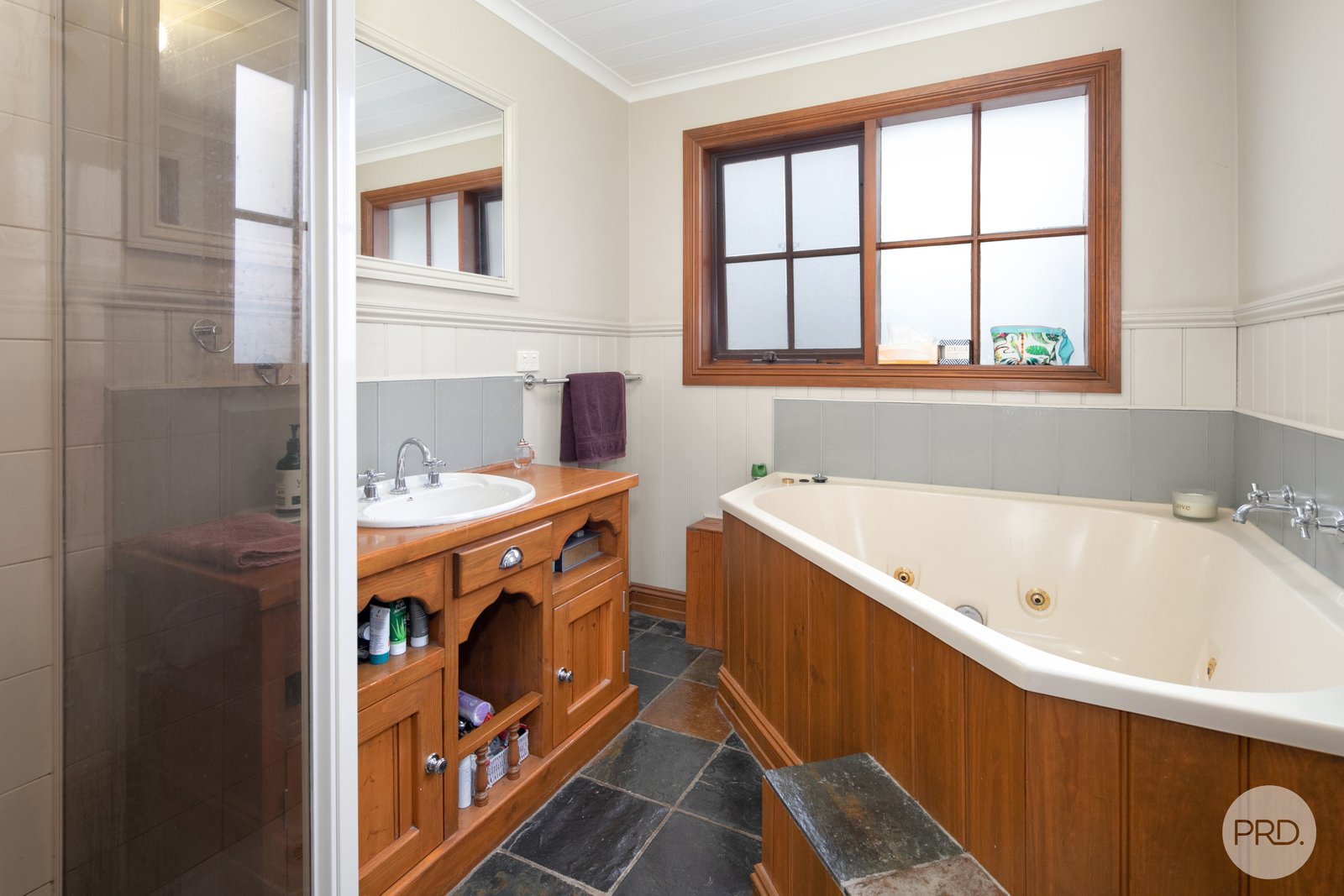 121 Mansfield Avenue MOUNT CLEAR 9