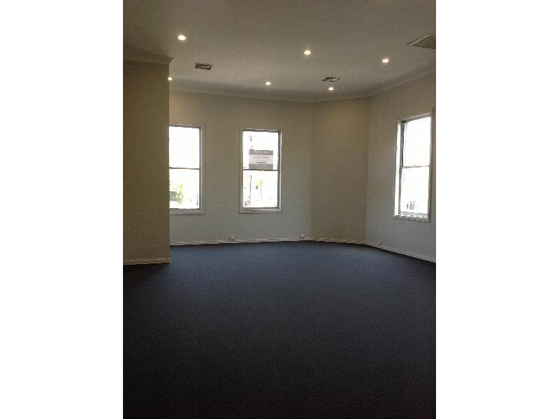 Gallery: 121 Moray Street