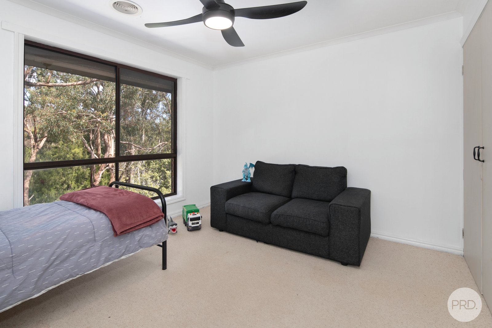 121 Moss Avenue MOUNT HELEN 12