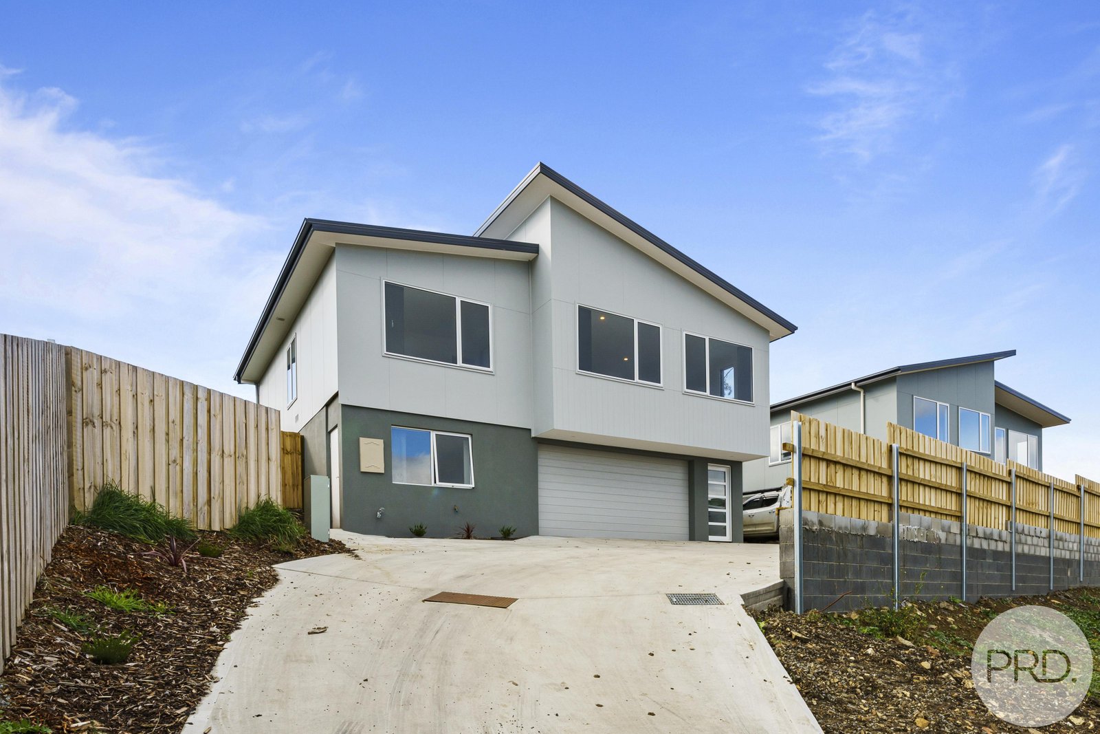 1/21 Shelmore Drive OLD BEACH 1