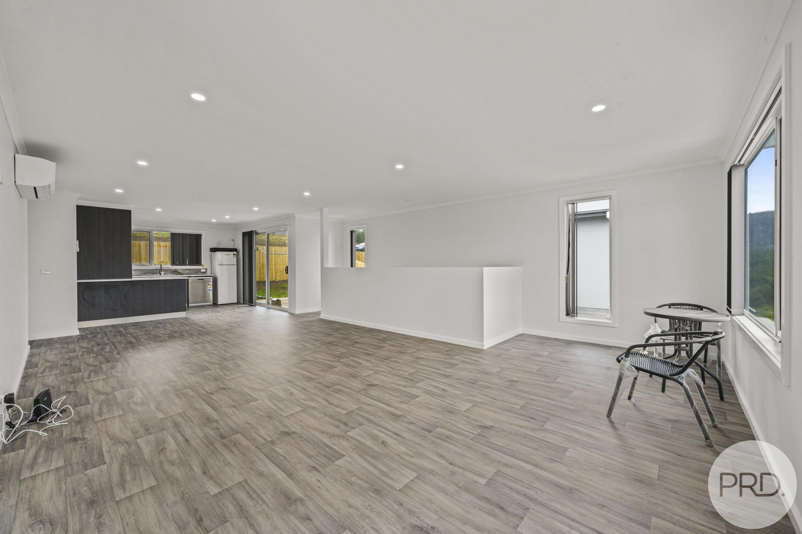 1/21 Shelmore Drive OLD BEACH 5