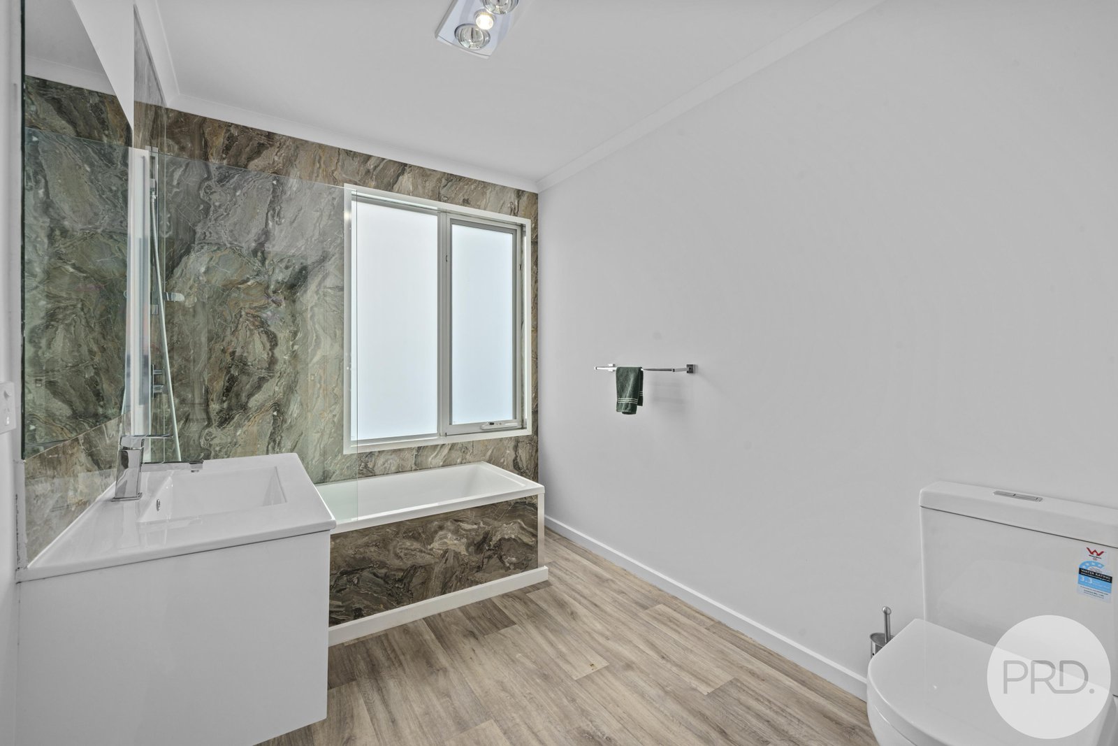 1/21 Shelmore Drive OLD BEACH 10