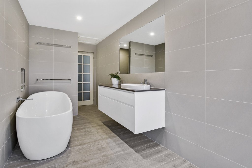 121 Tomaree Road SHOAL BAY 12