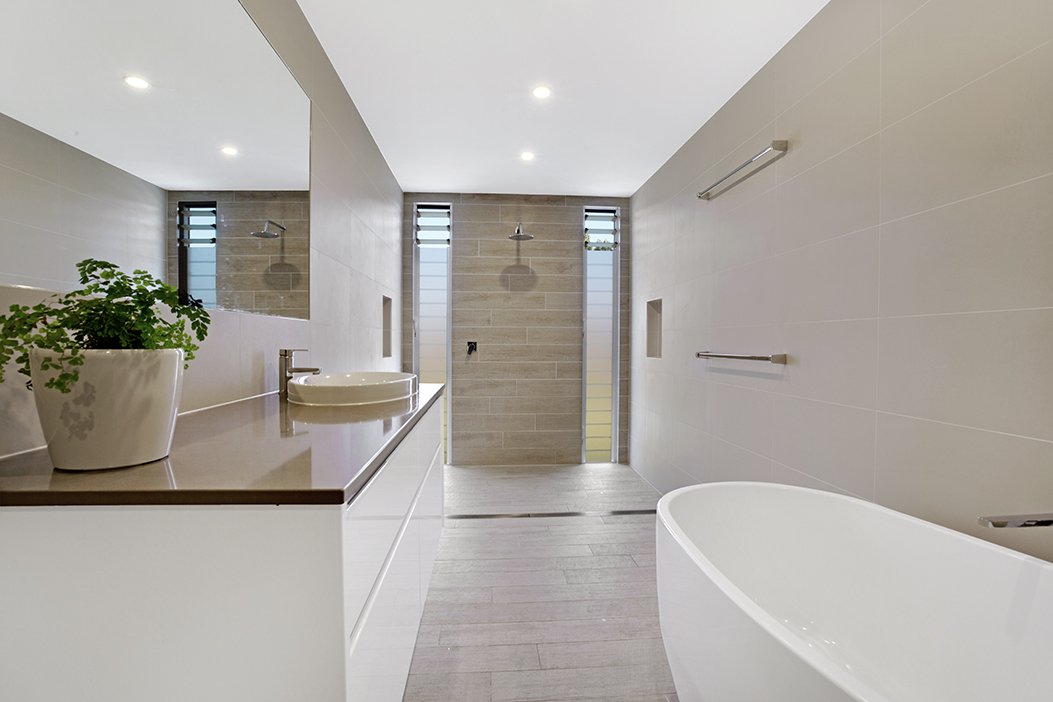 121 Tomaree Road SHOAL BAY 9