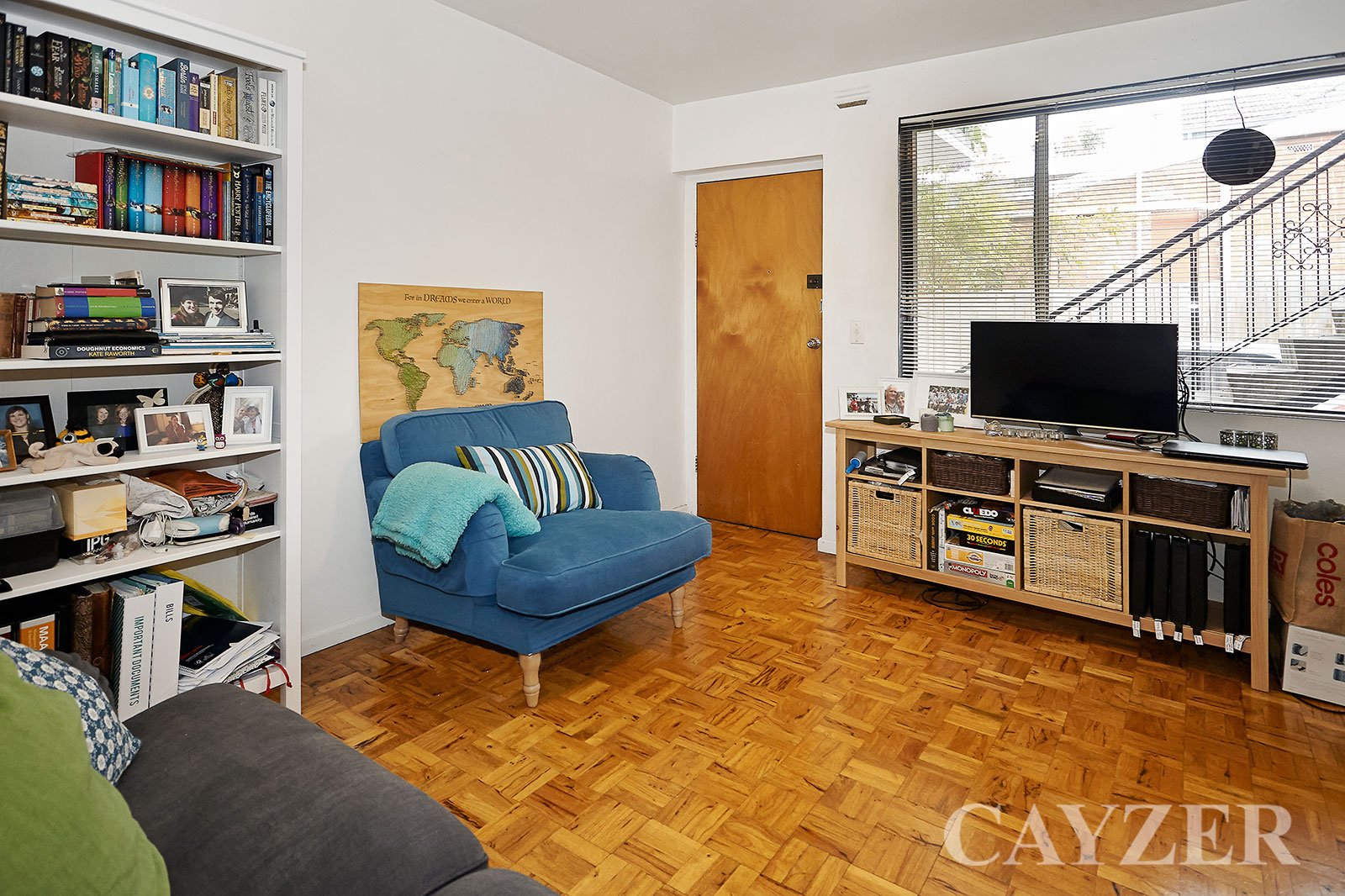 Gallery: 1/21 Waterloo Crescent