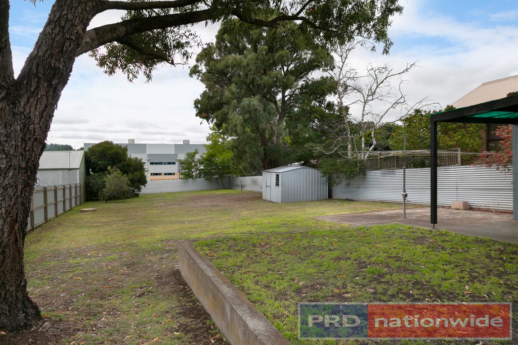 121 Yarrowee Street SEBASTOPOL 8