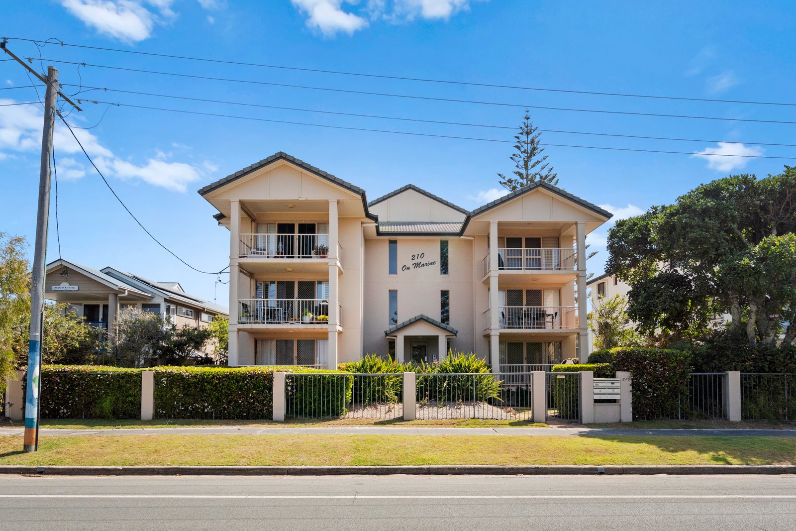 1/210 Marine Parade KINGSCLIFF 1