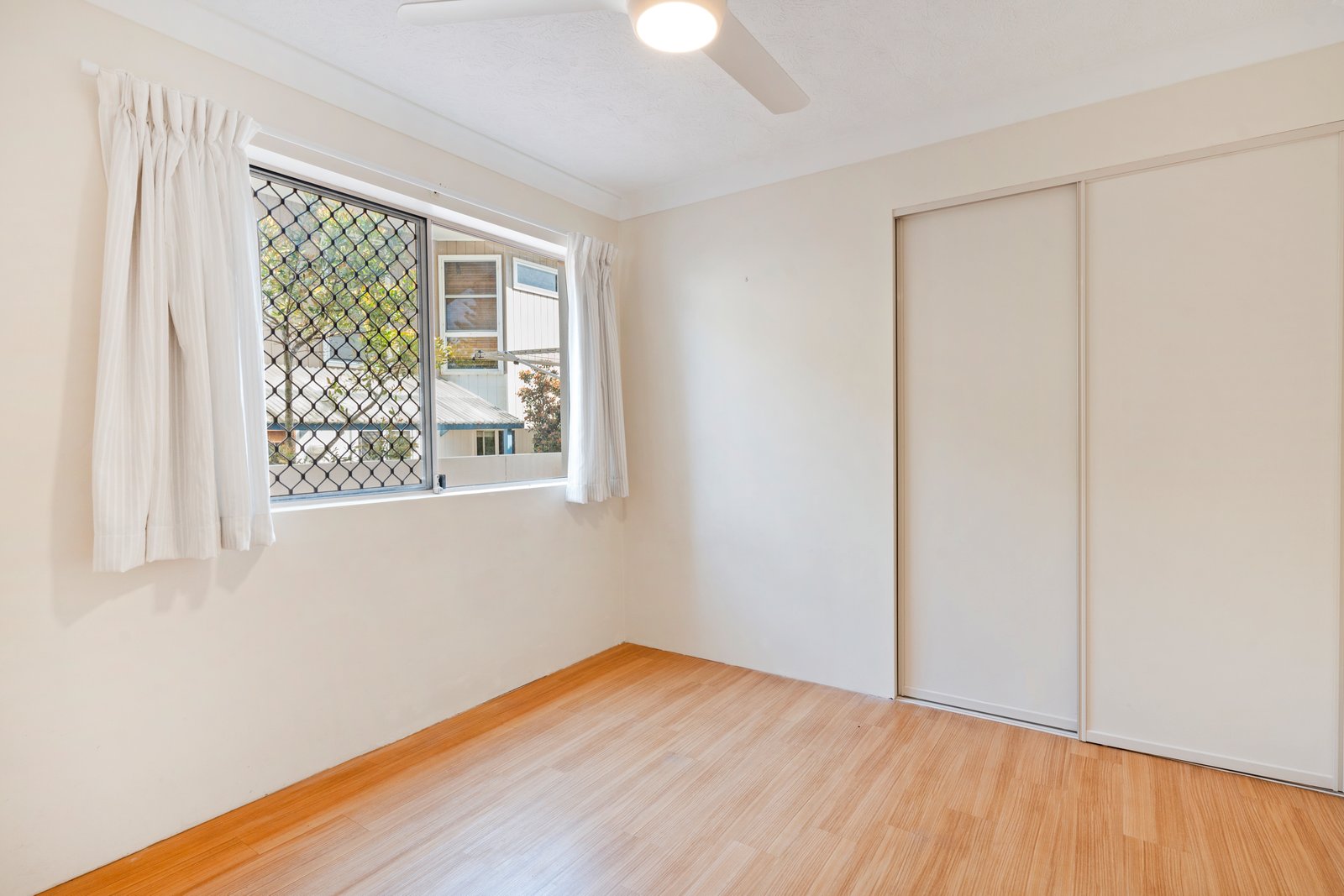 1/210 Marine Parade KINGSCLIFF 7