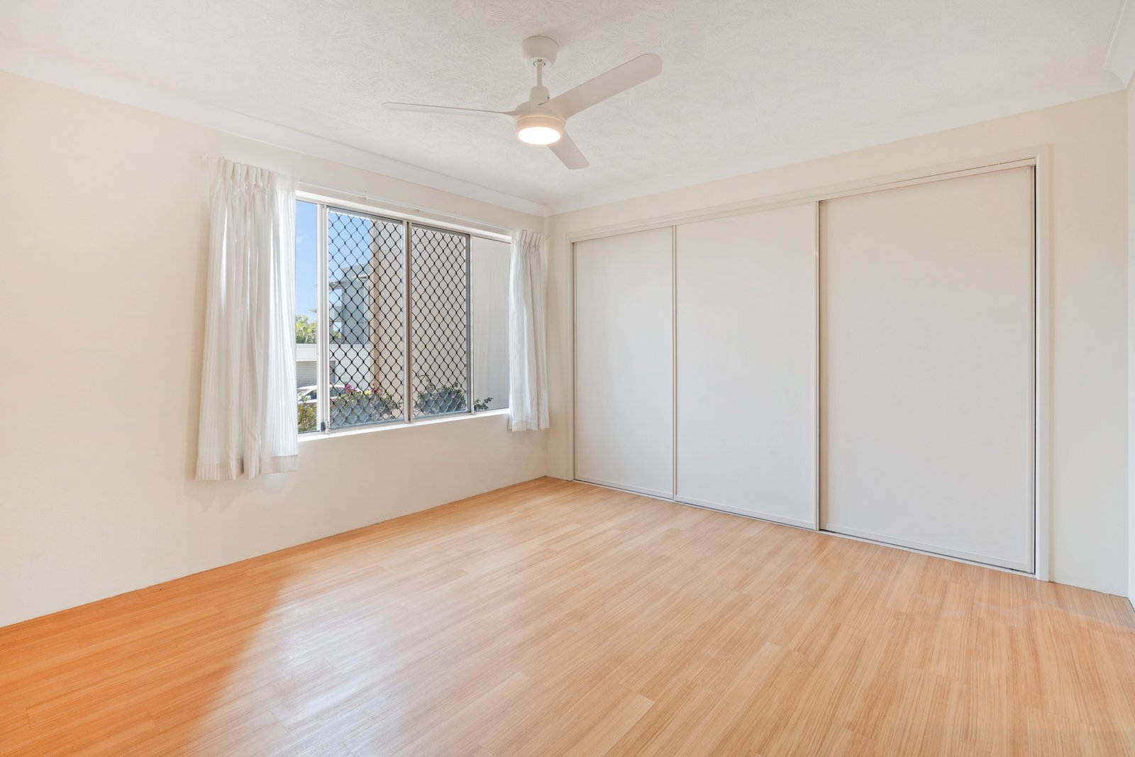 1/210 Marine Parade KINGSCLIFF 6