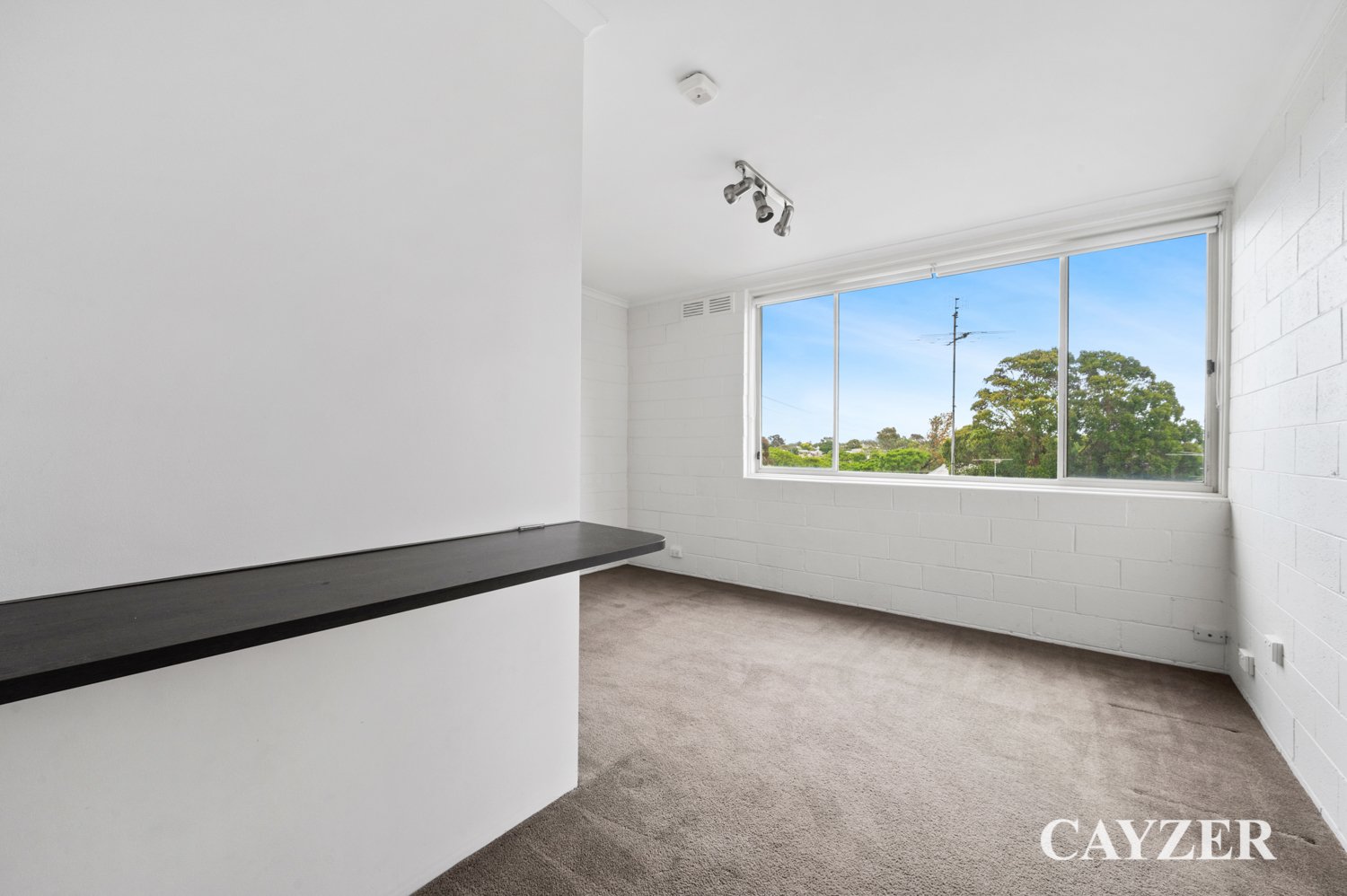 Gallery: 12/10 Mountain Street