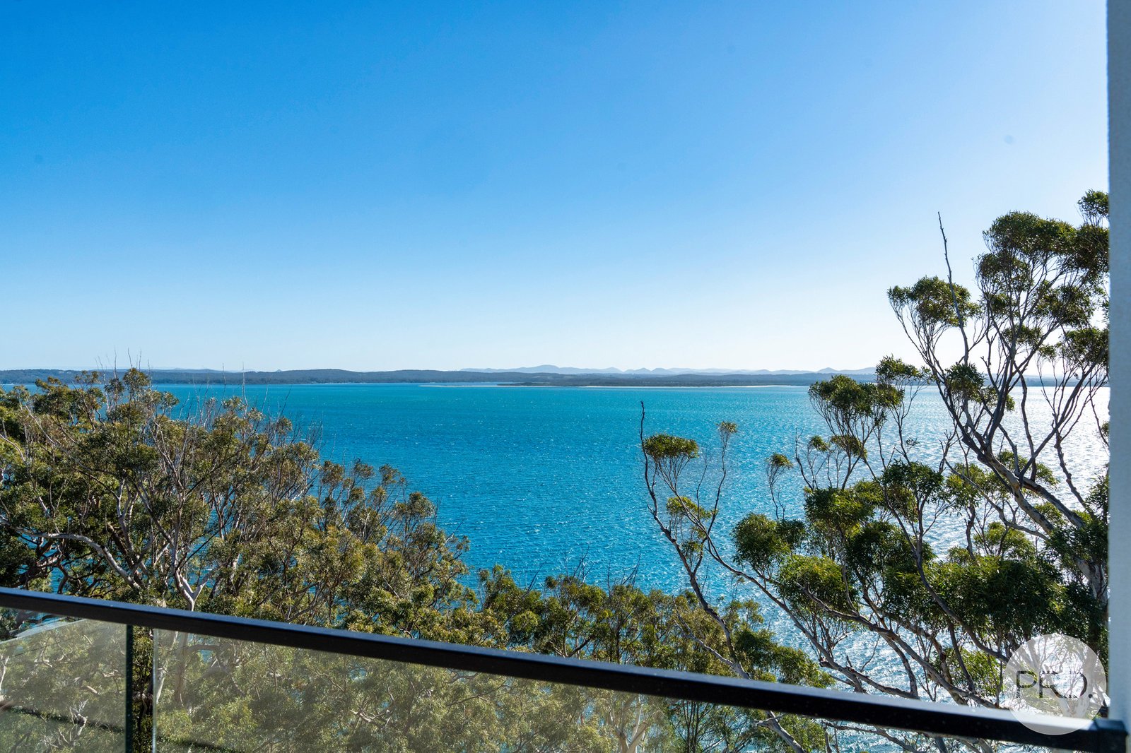 12/10 Thurlow Avenue NELSON BAY 26