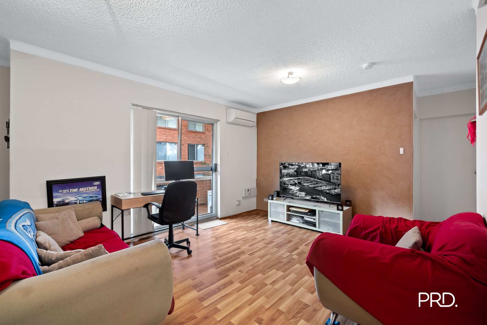 1/211 Derby Street PENRITH 2