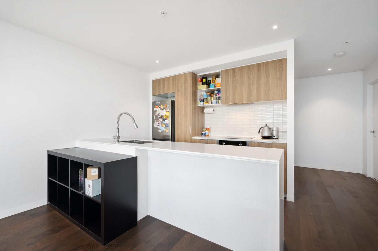 Gallery: 1211/3-5 St Kilda Road