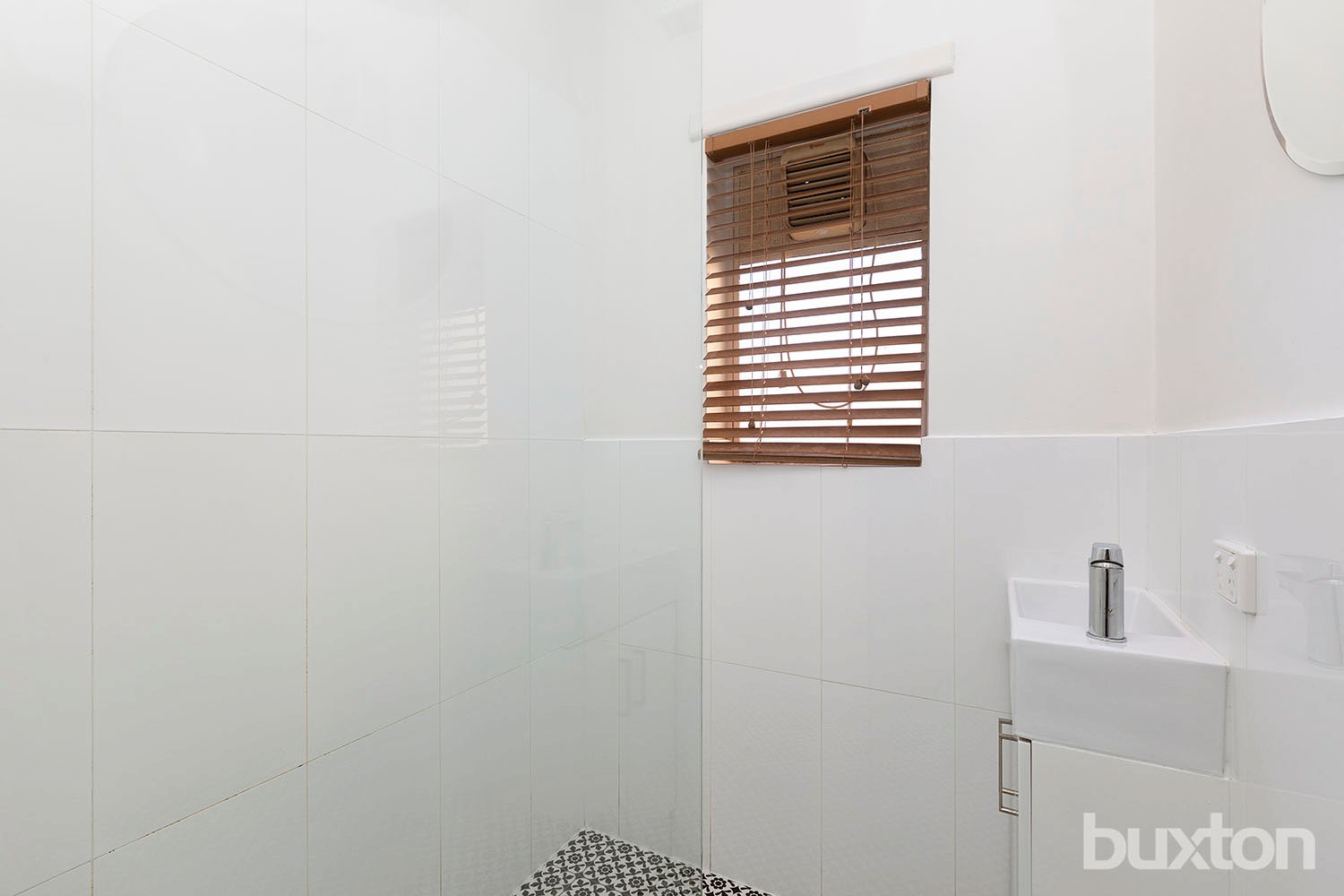 Gallery: 12/117 Como (East) Parade