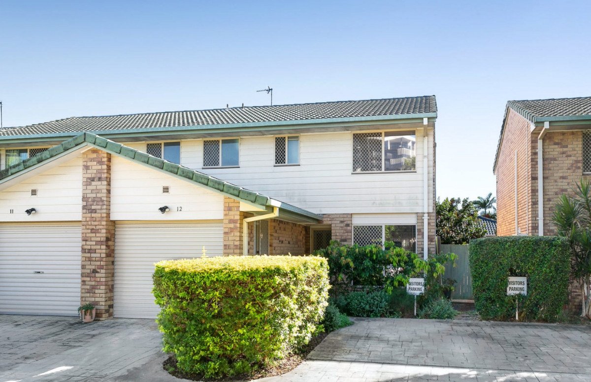 12/12 Bottlewood Court BURLEIGH WATERS 4