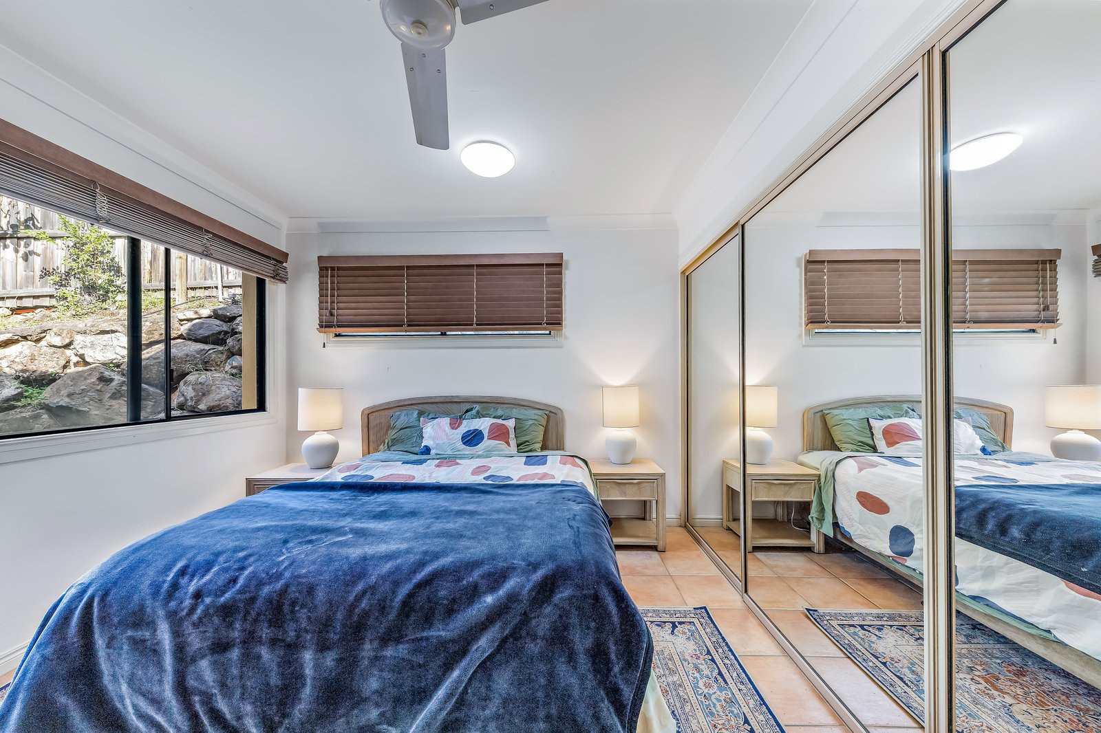 12/12 Golden Orchid Drive AIRLIE BEACH 9