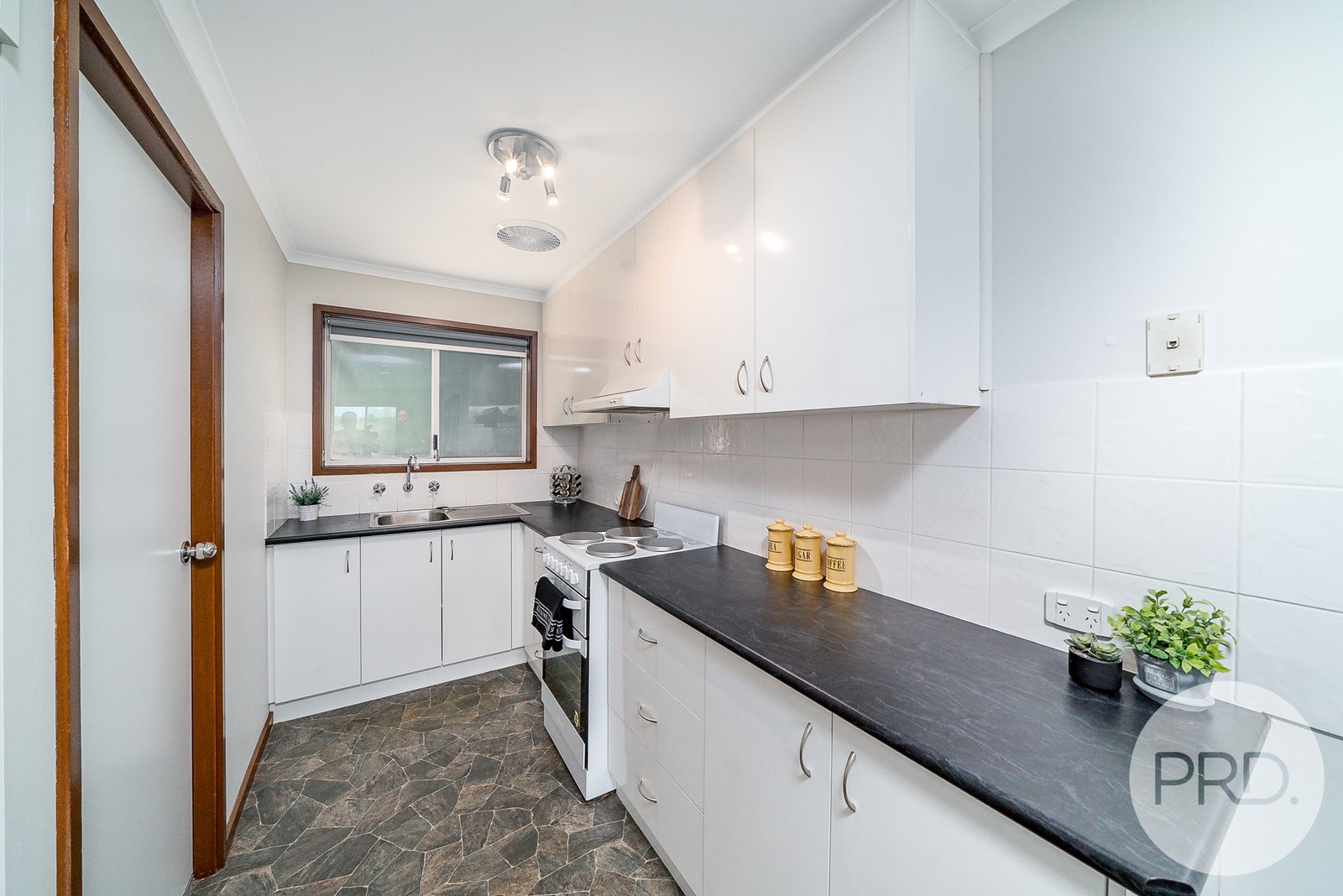 12/12 Kokoda Street ASHMONT 7