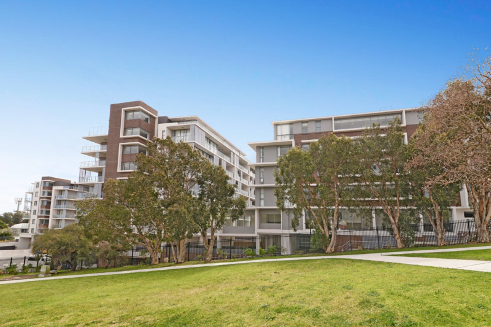 1212/39 Rhodes Street HILLSDALE 8