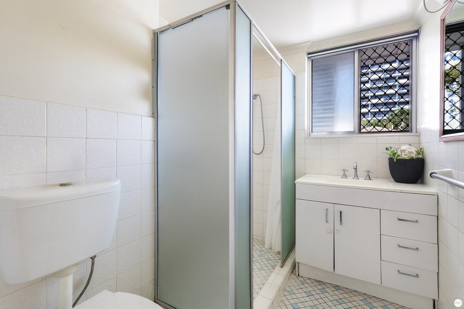 12/128 Marine Parade SOUTHPORT 6