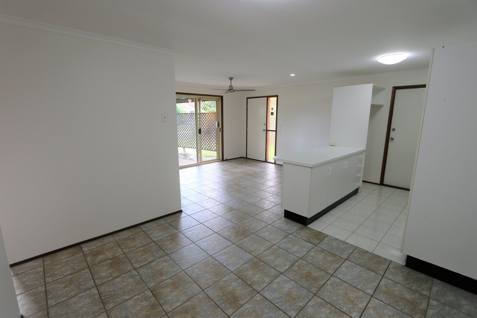 12/13 Galloway Drive ASHMORE 4