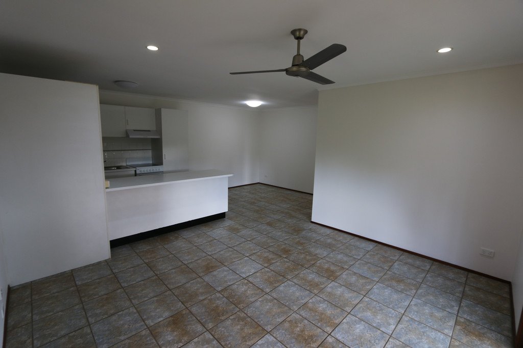 12/13 Galloway Drive ASHMORE 2