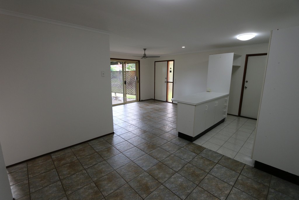 12/13 Galloway Drive ASHMORE 3