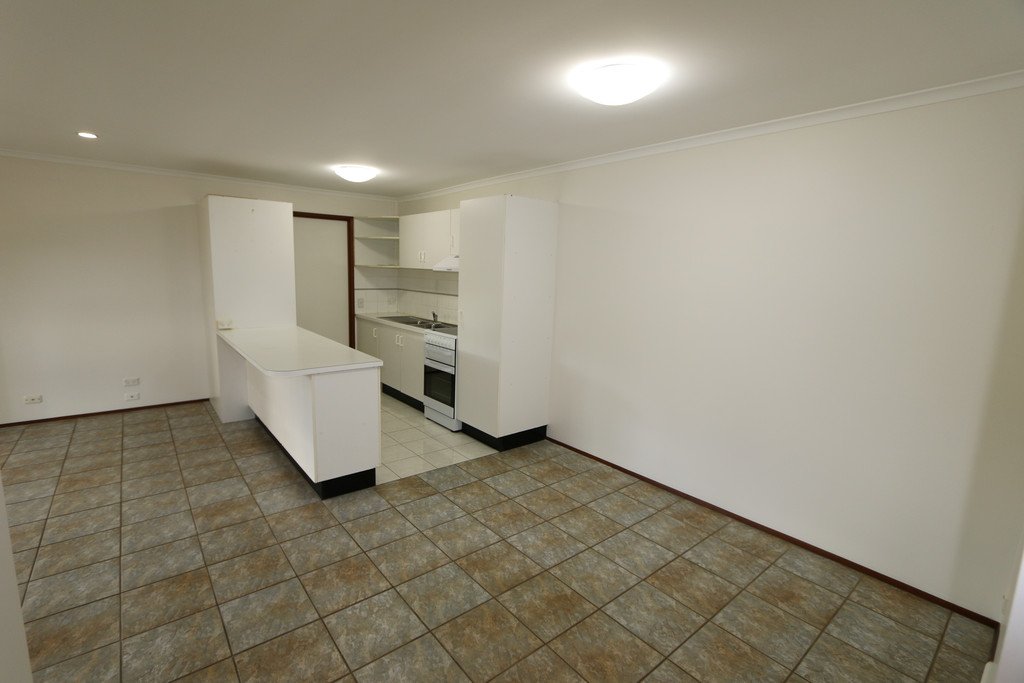12/13 Galloway Drive ASHMORE 5