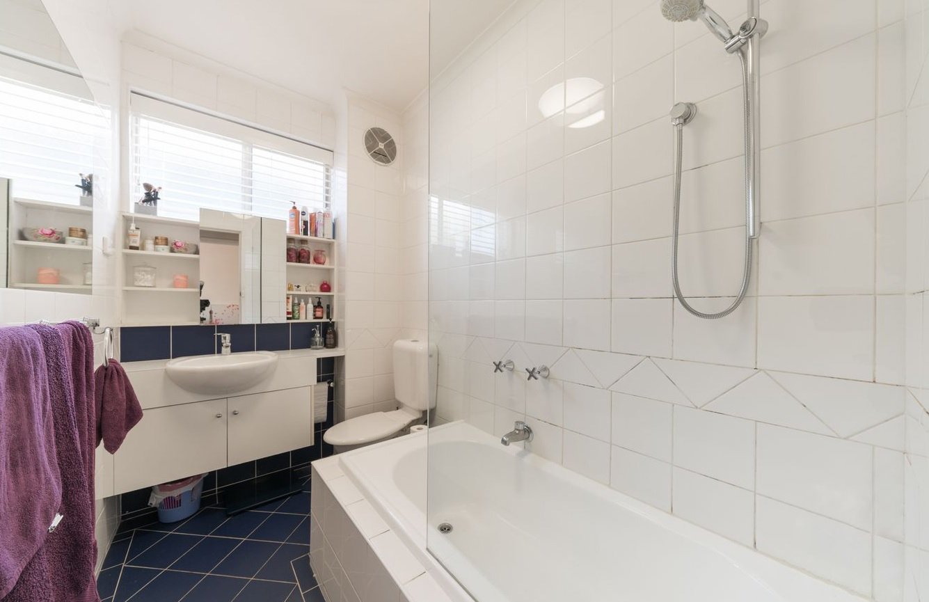 Gallery: 1/213 Grange Road