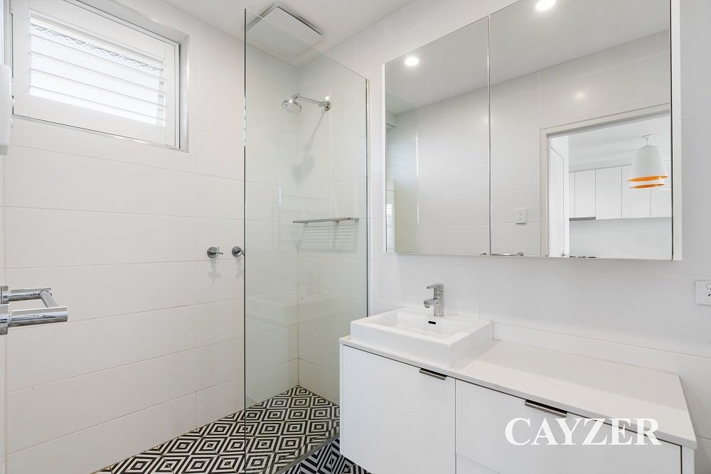 Gallery: 12/14 Deakin Street