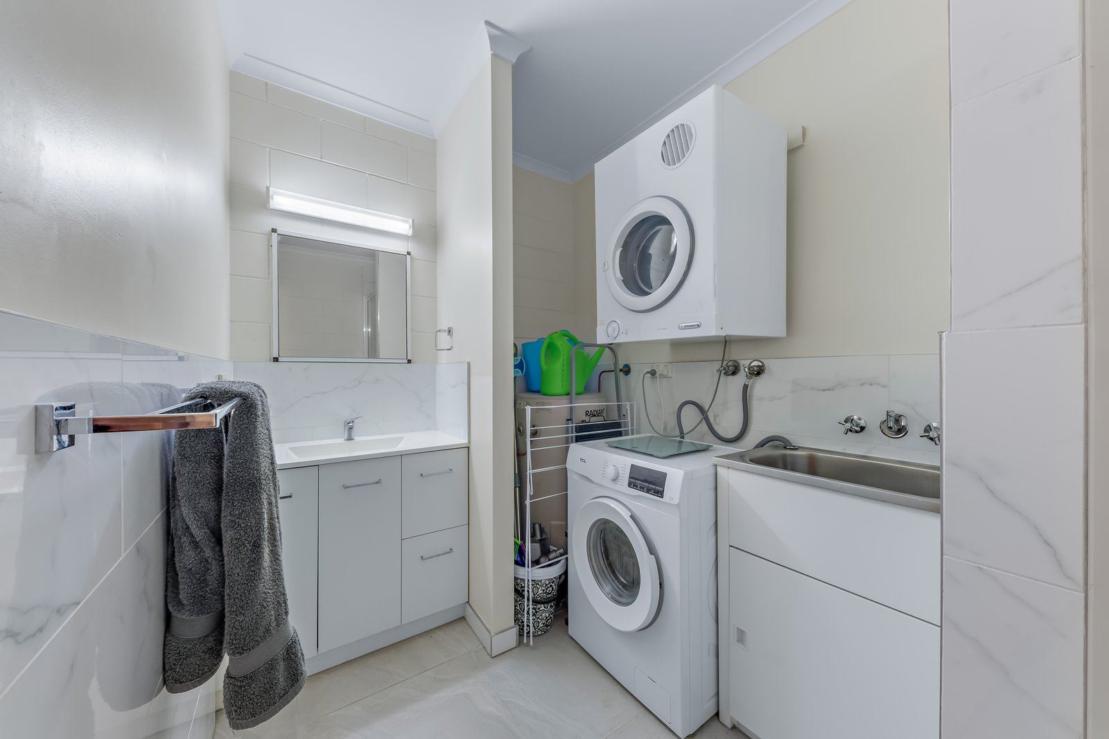 12/14 Island Drive CANNONVALE 10