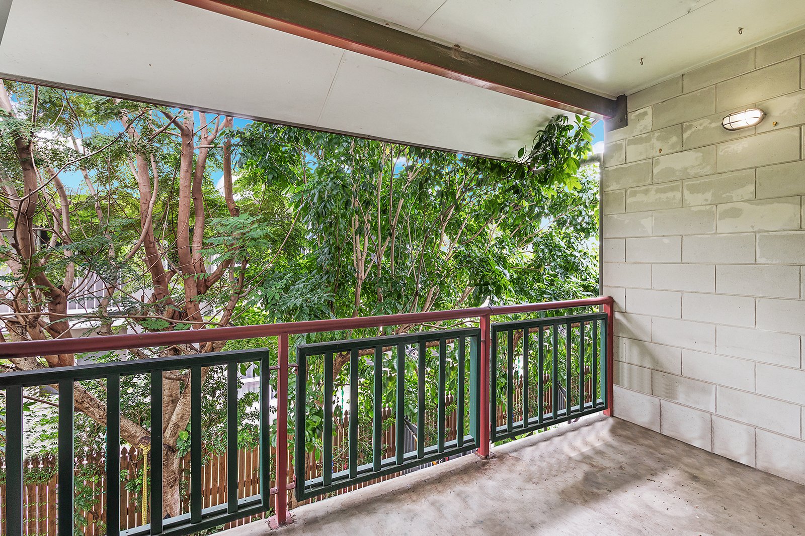 12/14 Island Drive CANNONVALE 3