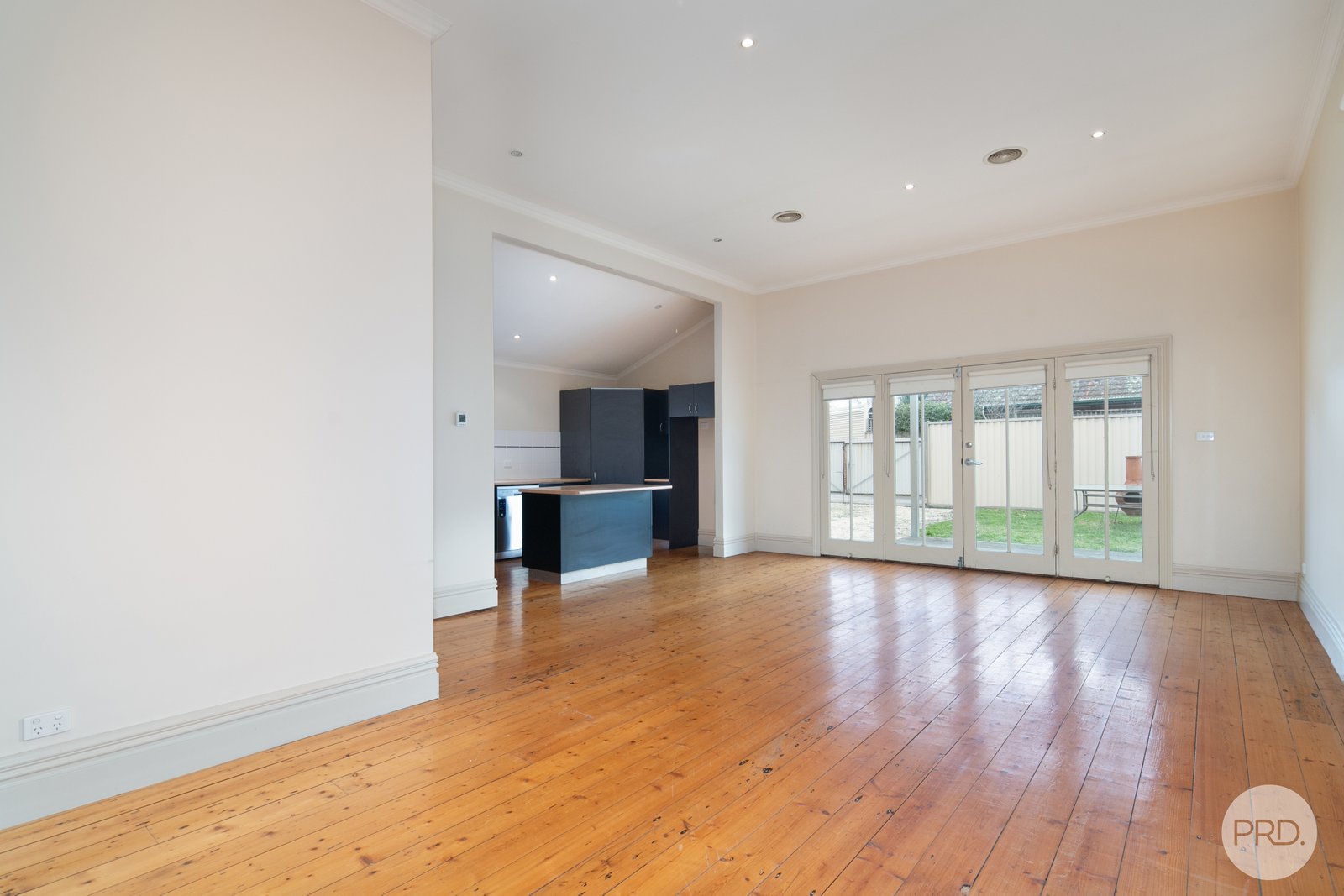 1214 Mair Street LAKE WENDOUREE 9