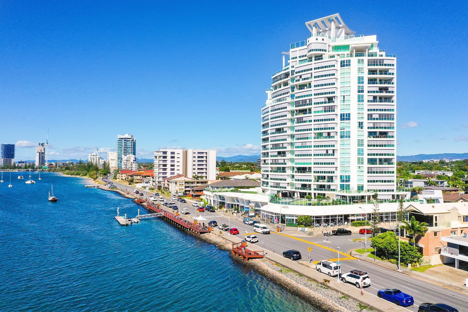 12/143 Frank Street LABRADOR 16